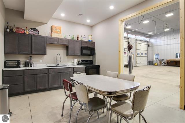 Builiding view thirty six for 480 Parkdale, Manistee, MI. 49660