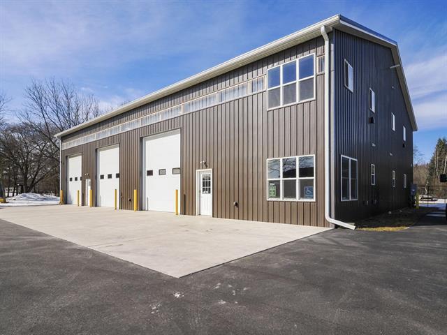 Builiding view twenty three for 480 Parkdale, Manistee, MI. 49660