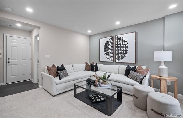 Builiding view ten for 372 N Sydney, Plymouth, MI. 48170