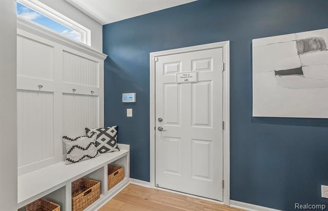 Builiding view eight for 698 Gretchen, Saline, MI. 48176