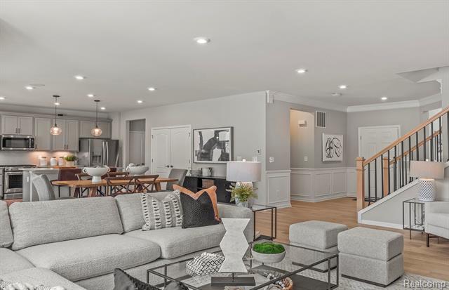 Builiding view four for 698 Gretchen, Saline, MI. 48176