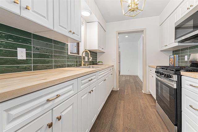 Builiding view eight for 876 Beauford, Grand Rapids, MI. 49508