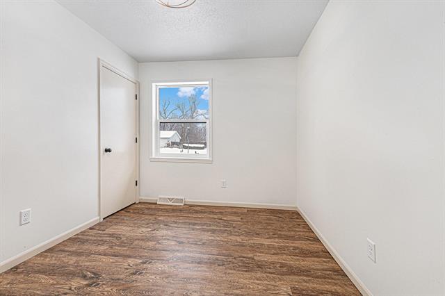 Builiding view eighteen for 876 Beauford, Grand Rapids, MI. 49508