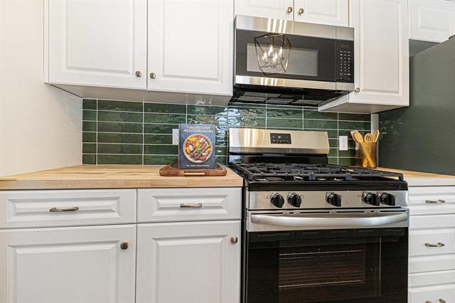 Builiding view nine for 876 Beauford, Grand Rapids, MI. 49508