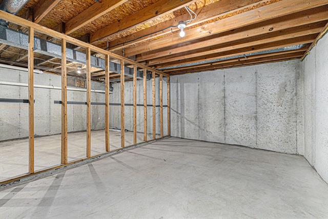 Builiding view twenty one for 876 Beauford, Grand Rapids, MI. 49508