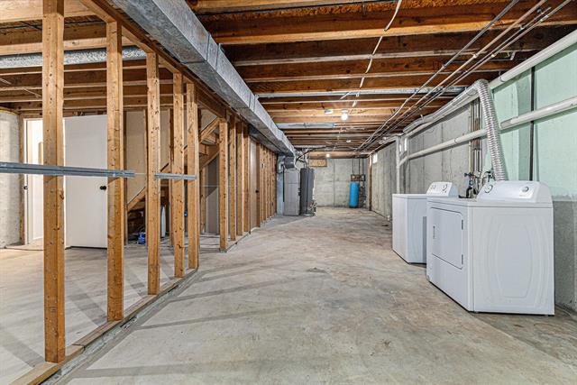 Builiding view twenty two for 876 Beauford, Grand Rapids, MI. 49508