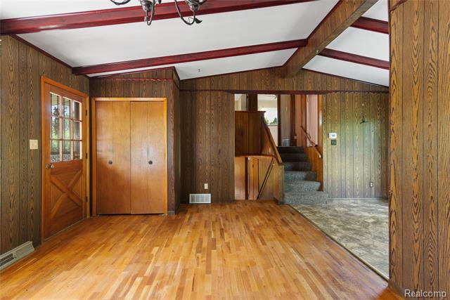 Builiding view seven for 3499 Carpenter, Flint, MI. 48506