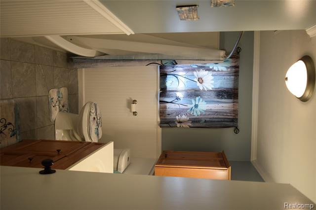 Builiding view fifteen for 2446 Lanning, Burton, MI. 48509