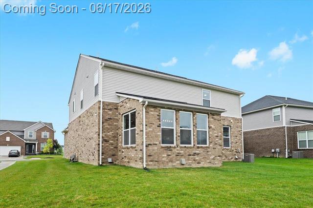 Builiding view twenty nine for 50975 Baileys, Canton, MI. 48187