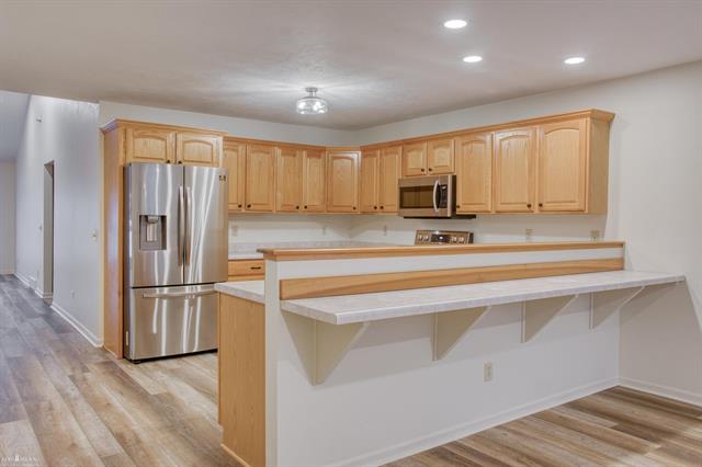 Builiding view one for 914 Chipman Lane, Owosso, MI. 48867