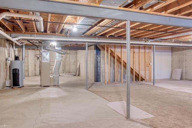 Builiding view twenty six for 914 Chipman Lane, Owosso, MI. 48867