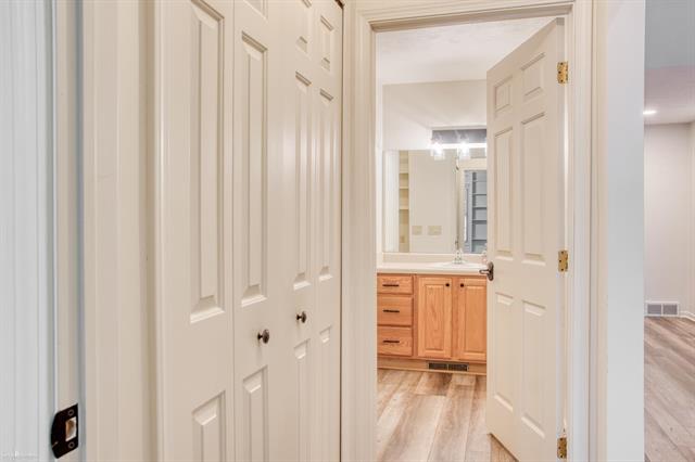 Builiding view twenty three for 914 Chipman Lane, Owosso, MI. 48867