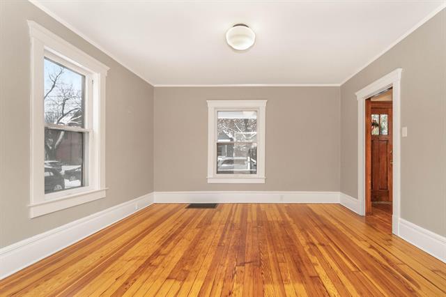 Builiding view eighteen for 814 Jefferson, Ann Arbor, MI. 48103