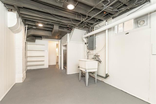 Builiding view thirty four for 814 Jefferson, Ann Arbor, MI. 48103