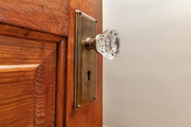 Builiding view twenty four for 814 Jefferson, Ann Arbor, MI. 48103