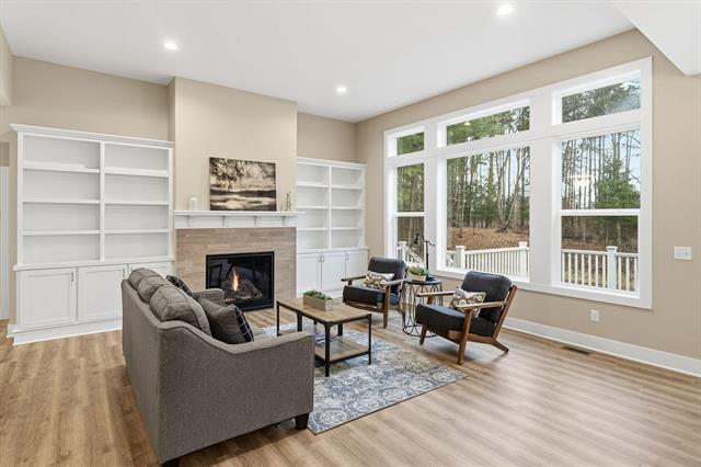 Builiding view five for 4717 Lexem, Hudsonville, MI. 49426