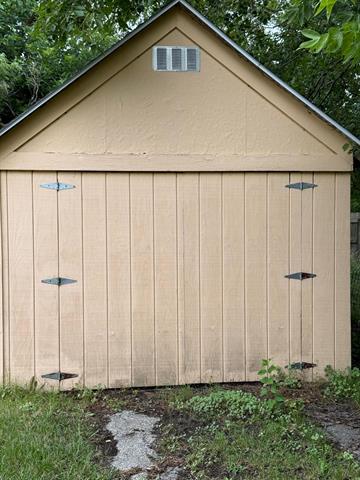 Builiding view thirty one for 704 Engelman, Manistee, MI. 49660