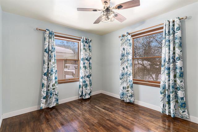 Builiding view nine for 1345 Hendrick, Muskegon, MI. 49441