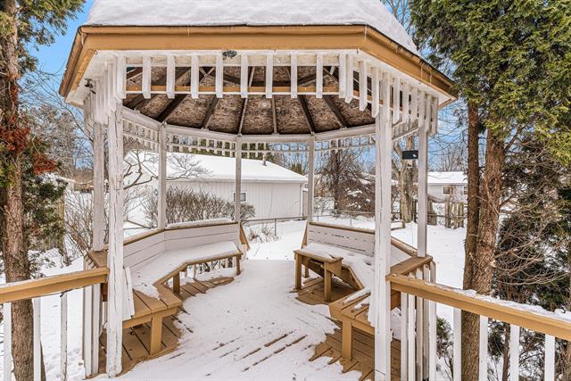 Builiding view nineteen for 1345 Hendrick, Muskegon, MI. 49441