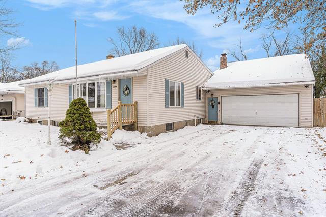 front view for 1345 Hendrick Road, Muskegon, Mi. 49441