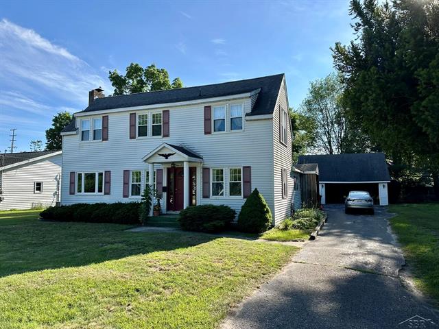 front view for 409 Smith Street, East Tawas, Mi. 48730