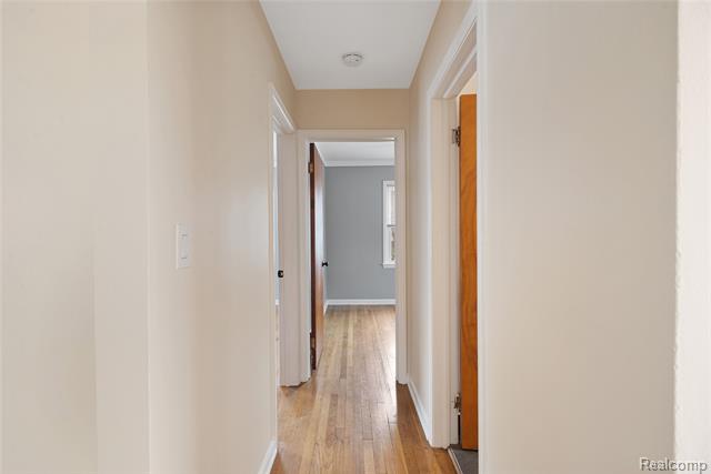 Builiding view nine for 242 Preston, Waterford, MI. 48328