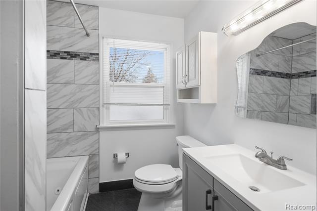 Builiding view ten for 242 Preston, Waterford, MI. 48328