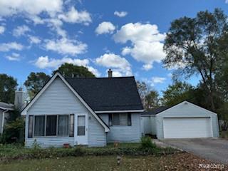 front view for 229 Rustic Cir, White Lake, Mi. 48386