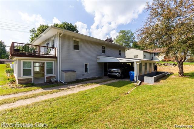 Builiding view one for 331 Lochaven, Waterford, MI. 48327