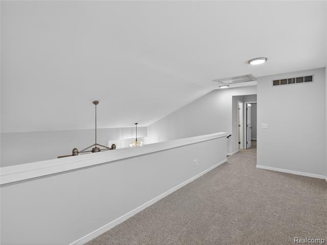 Builiding view sixteen for 3039 Edgefield, Waterford, MI. 48328