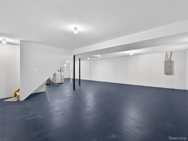 Builiding view twenty nine for 3039 Edgefield, Waterford, MI. 48328