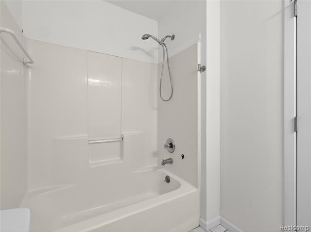 Builiding view twenty two for 3039 Edgefield, Waterford, MI. 48328