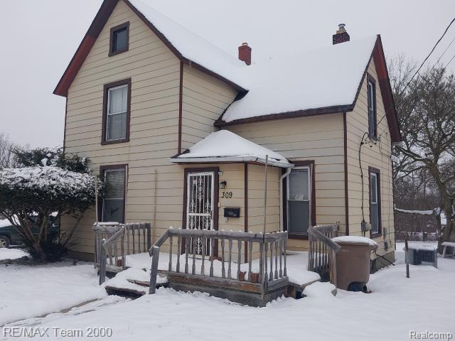 Builiding view one for 309 E Pike, Pontiac, MI. 48342