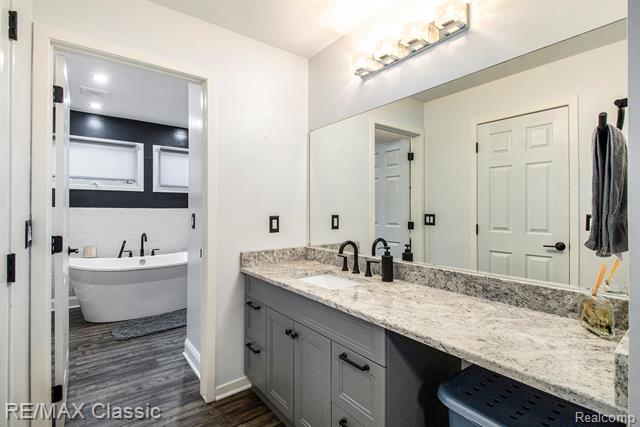 Builiding view fourteen for 8789 El Dorado, White Lake, MI. 48386