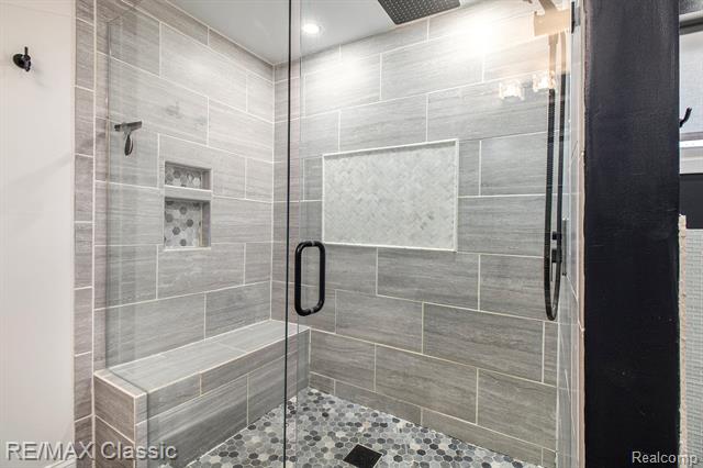 Builiding view sixteen for 8789 El Dorado, White Lake, MI. 48386