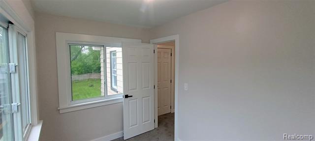 Builiding view eight for 131 Mark, Pontiac, MI. 48341