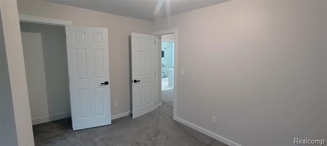 Builiding view eleven for 131 Mark, Pontiac, MI. 48341