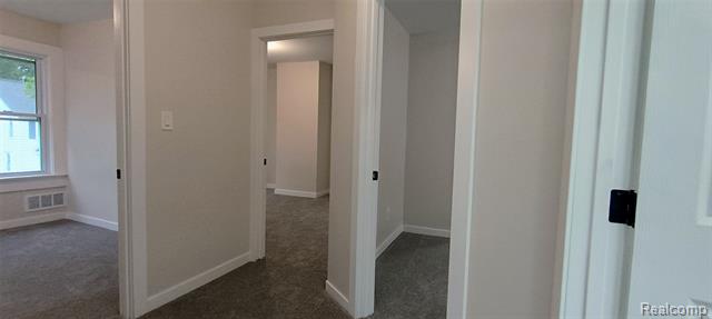 Builiding view thirteen for 131 Mark, Pontiac, MI. 48341