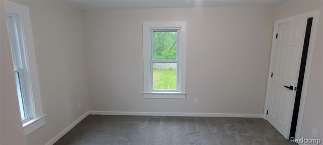 Builiding view twenty for 131 Mark, Pontiac, MI. 48341