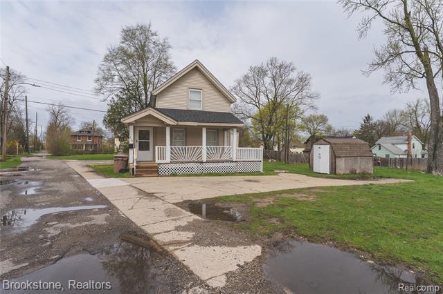 front view for 212 Sanderson Ave, Pontiac, Mi. 48341