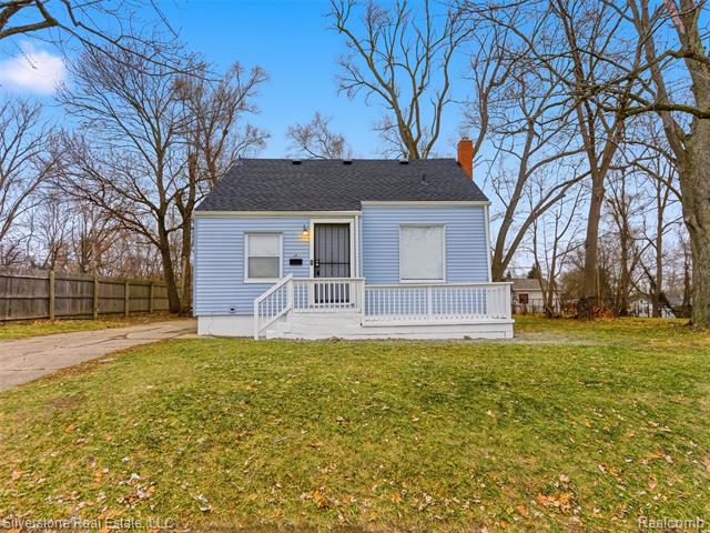 front view for 685 Northway Dr, Pontiac, Mi. 48342