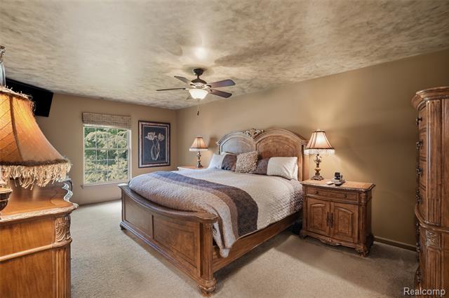 Builiding view thirty seven for 2790 Pine Bluffs, Highland, MI. 48357