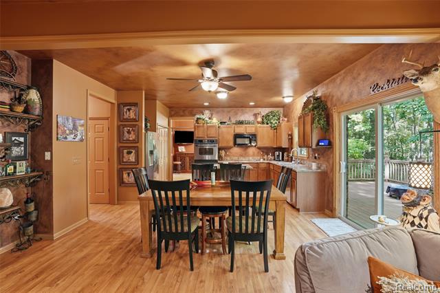 Builiding view twelve for 2790 Pine Bluffs, Highland, MI. 48357