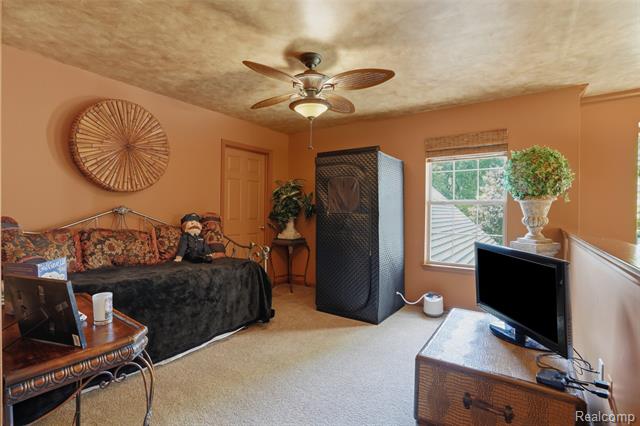 Builiding view twenty four for 2790 Pine Bluffs, Highland, MI. 48357