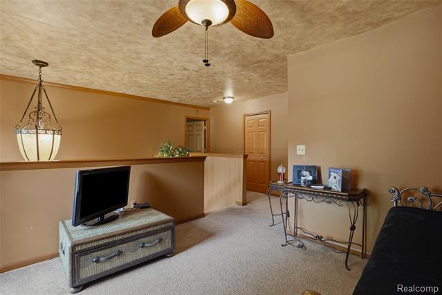 Builiding view twenty one for 2790 Pine Bluffs, Highland, MI. 48357