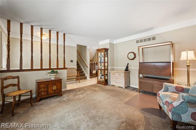 Builiding view eighteen for 839 Harlequin, Highland, MI. 48357