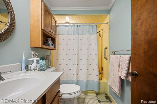 Builiding view twenty one for 839 Harlequin, Highland, MI. 48357