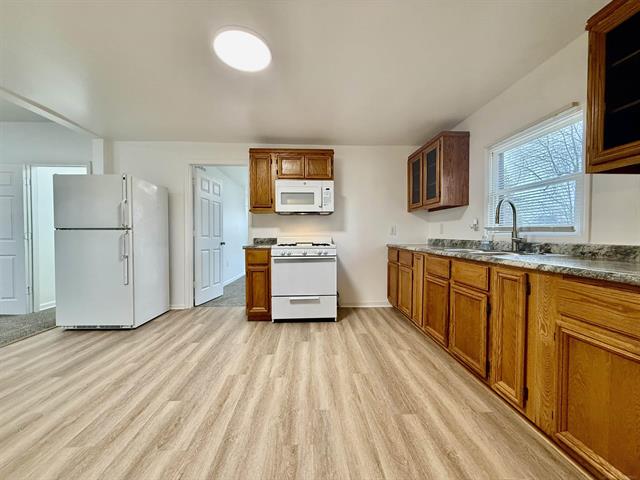 Builiding view five for 261 N Saginaw, Pontiac, MI. 48342