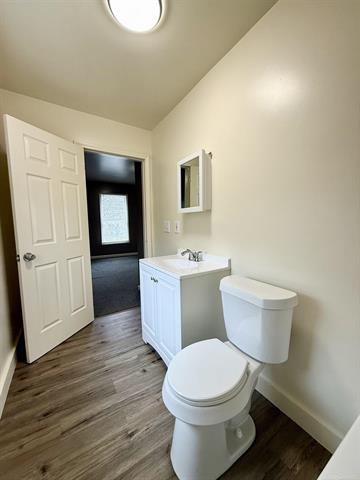 Builiding view nineteen for 261 N Saginaw, Pontiac, MI. 48342