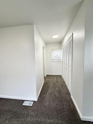 Builiding view seventeen for 261 N Saginaw, Pontiac, MI. 48342